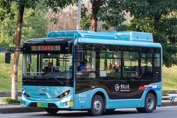 小公交大民生！苏州金龙微巴持续加码重庆“幸福出行”最后一公里