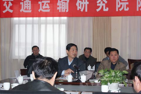 中通客车公司董事长李海平讲话
