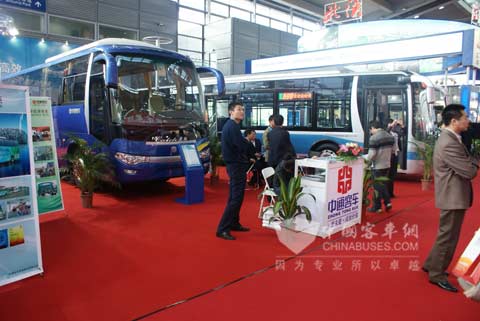 中通客车展位