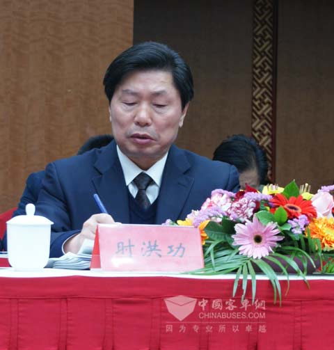 中通客车总经理时洪功