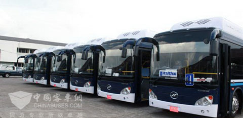 服务泰国皇家空军的苏州海格KLQ6920GC