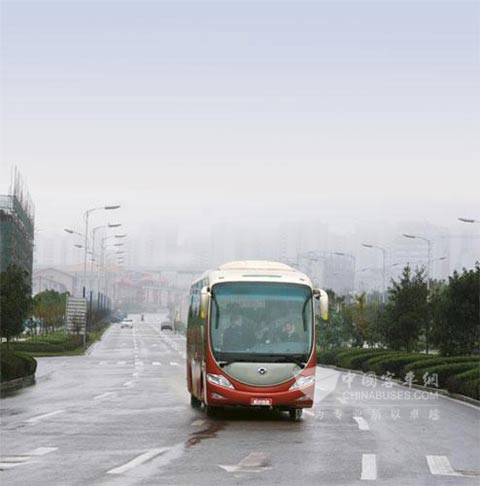 试驾恒通威龙风景天然气客车