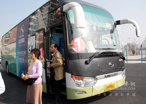 大金龙荣膺世博会厦门馆指定用车