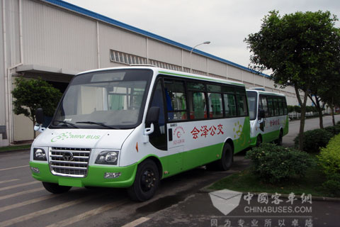 积极去往各地的恒通迷你巴士
