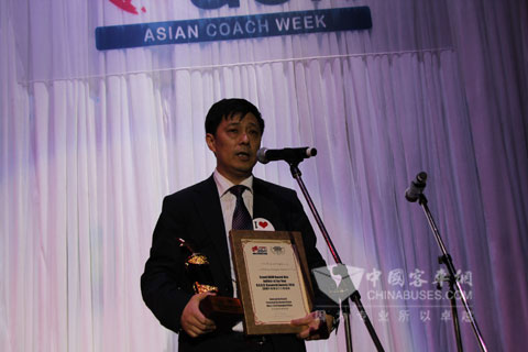 黄海客车荣膺2010 BAAV “年度最佳巴士制造商”大奖