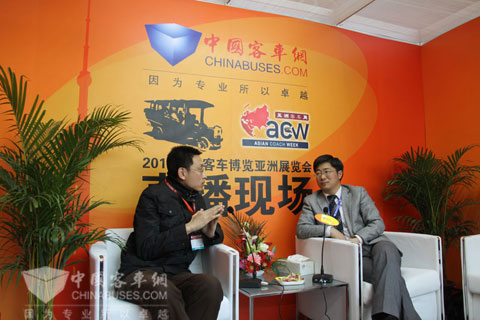 江苏常隆客车工程师关大友走进完美作业网有免费视频直播间
