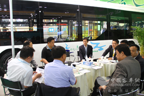 中大客车展台