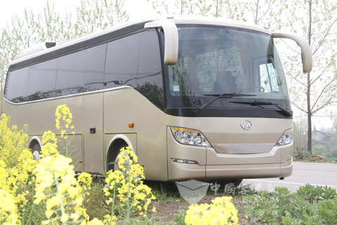 安凯尊荣AK9瞄准高端团体客车蓝海