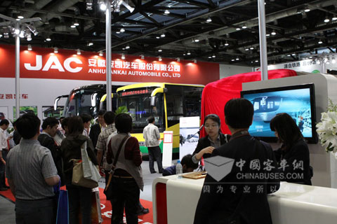 安凯展台人气很旺