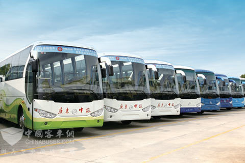 金旅20辆豪华客车助力广东中旅倾情服务第二十六届世界大学生夏季运动会