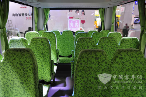 海格智慧安全校车车内一角