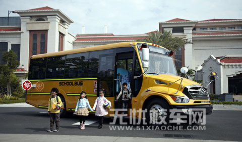 金龙“智慧校车”护航中国学童成长路