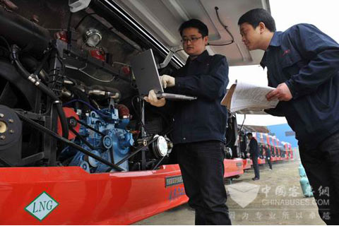 成都造LNG公交车将驶上街头
