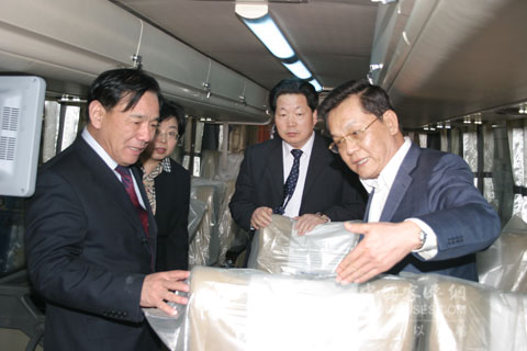 西安市长董军一行莅临西沃公司参观