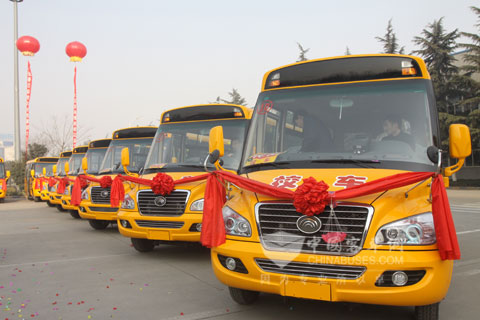  宇通与中国校车市场共成长