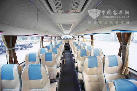 上海申龙SLK6120K01客车内饰