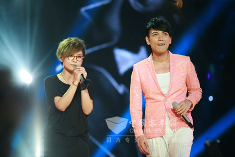 为了孩子们的校车,周笔畅、杨宗纬倾情演绎