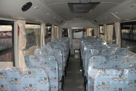 蜀都专用长头校车6900XED车尾逃生门