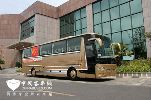 YBL6125H3QJ全承载豪华公路旅游客车