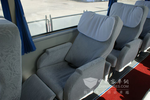 中通代卧客车舒适的豪华座椅