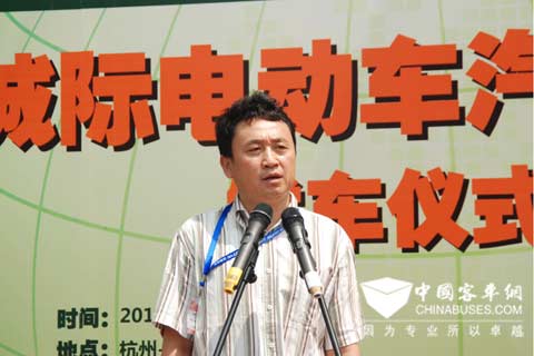 发车仪式--国家863计划节能与新能源汽车重大项目管理办公室副主任甑子健发表讲话