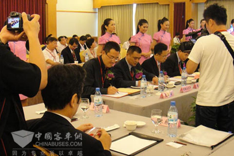 百路佳与立凯电签订技术合作协议