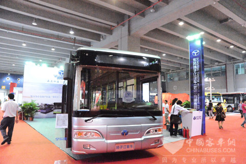 扬子江汽车展台