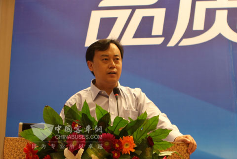 厦门金旅销售公司副总经理蒲延良