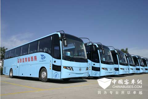 即将交付予陕交运的西沃客车