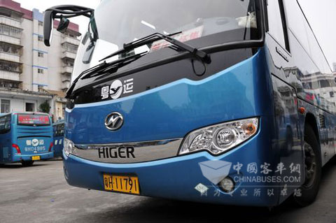 肇庆粤运的海格LNG公路客车