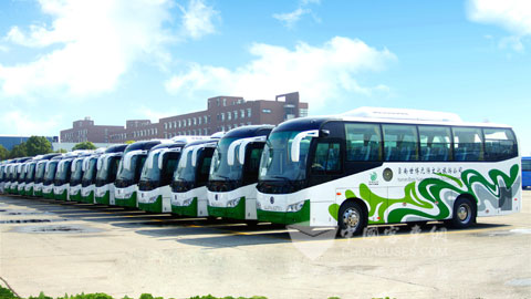 申龙深耕旅游市场 首批20辆客车交付云南世博