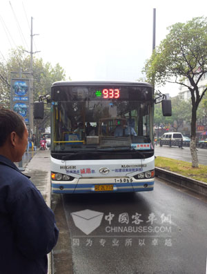 海格气电混合动力客车批量投入运营