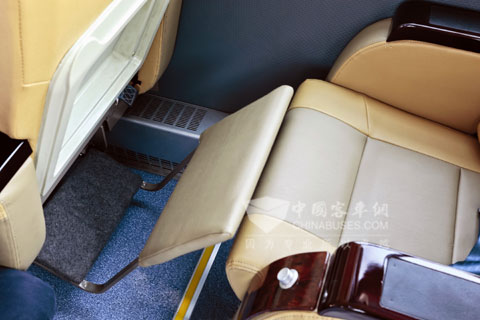 独立高枕踏脚板