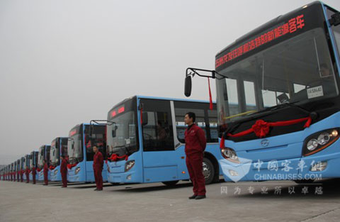 重庆五洲龙新能源客车首入蒙 