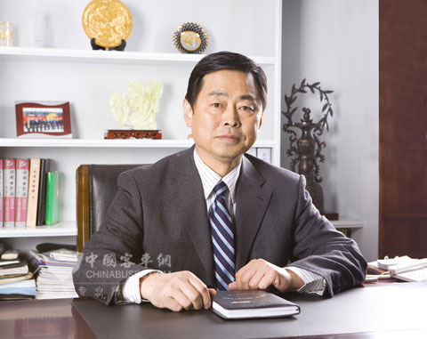 中通客车董事长李海平