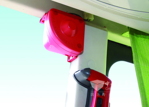 紧急逃生击窗系统（选装）