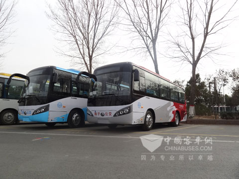   古都公交焕新貌  355台宇通客车畅通金陵