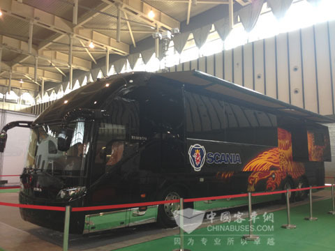 车展现场的海格豪华VIP房车
