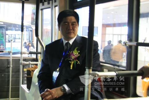 亚星客车新任副总经理马佃亮先生