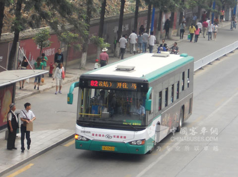 海格混合动力混公交在昆明运营