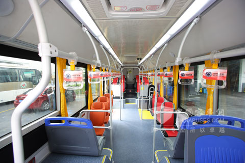 申龙新能源客车内饰