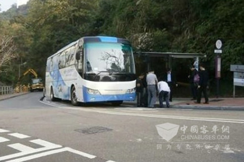 五洲龙纯电动旅游车在香港中文大学进行爬坡试验