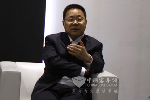 江淮汽车股份有限公司副总经理严刚