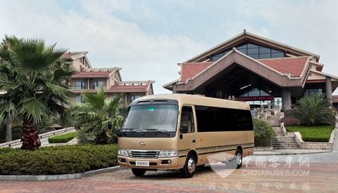 海格中型高端公务车