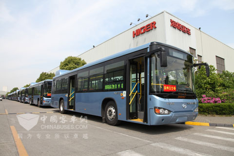 整装待发的徐州气电混合动力公交