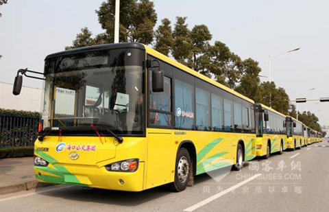 海格混合动力公交批量发往海南