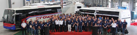 　海外嘉宾参观亚星（丰泰）汽车生产车间