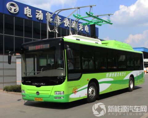 集电弓无线控制自动快速充电