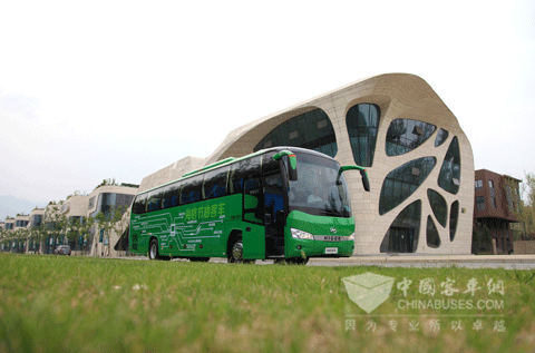 行业首款智慧节油客车