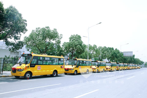 发往黑龙江绥化市北林区的海格智慧安全校车